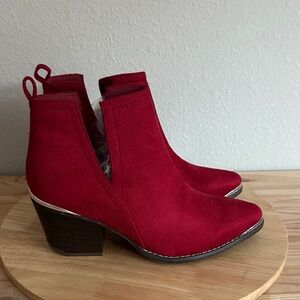 Journee Collection Womens Issla Booties Stacked Heel new 9